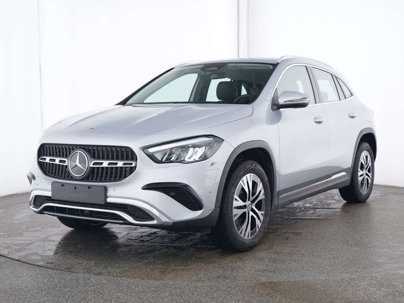 Second hand Mercedes Benz Gla-Class 200
