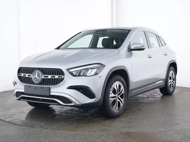 Mercedes-Benz GLA 200 PROGRESSIVE ADVANCED+KAMERA+WI-PAKET+18"