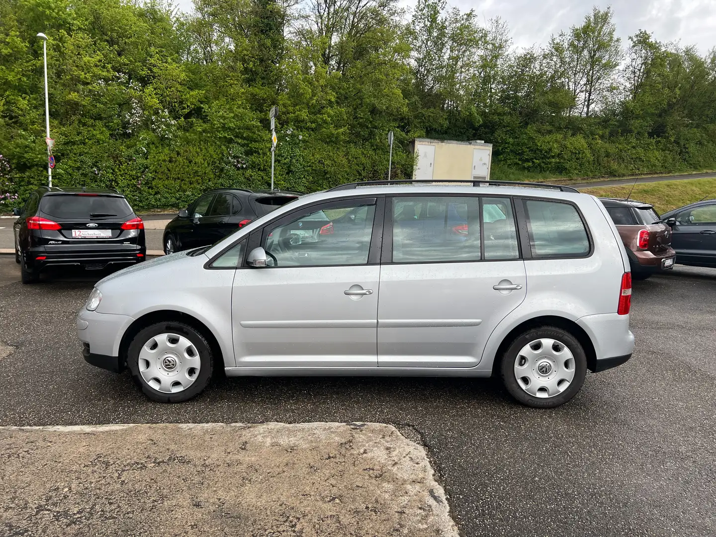 Volkswagen Touran " KEIN TÜV - 2 Hand - Bremsen Hi. Neu " Gris - 2