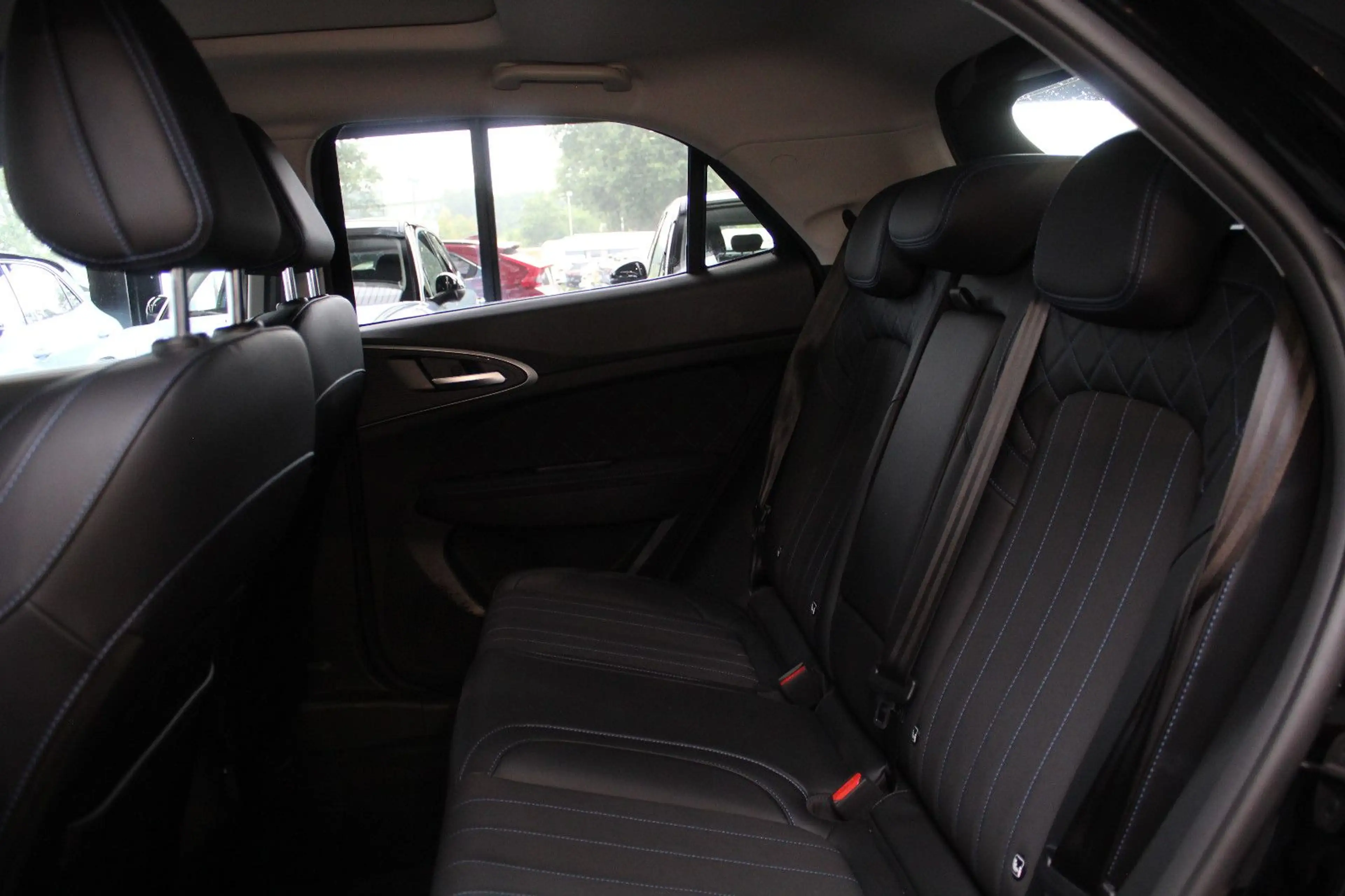 GWM ORA 03 400 Pro+(elektr. Heckklappe, Pano-Dach) — photo 13