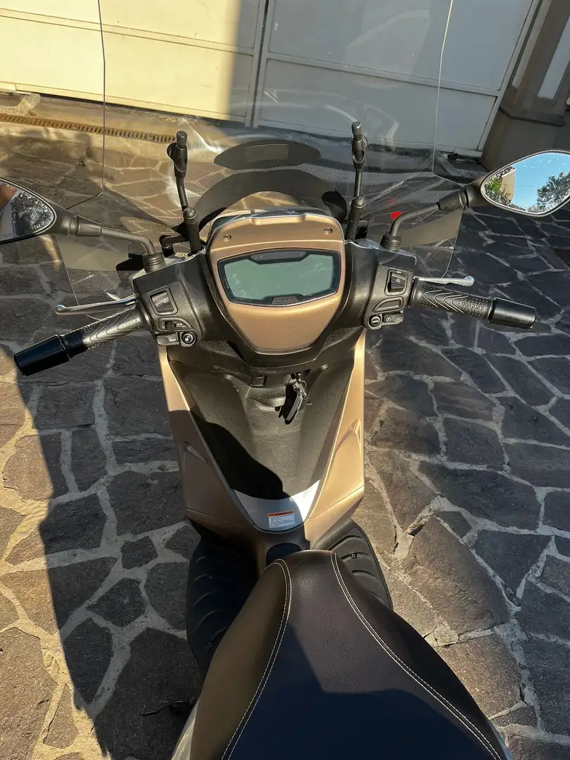 Piaggio Medley 125 - 2
