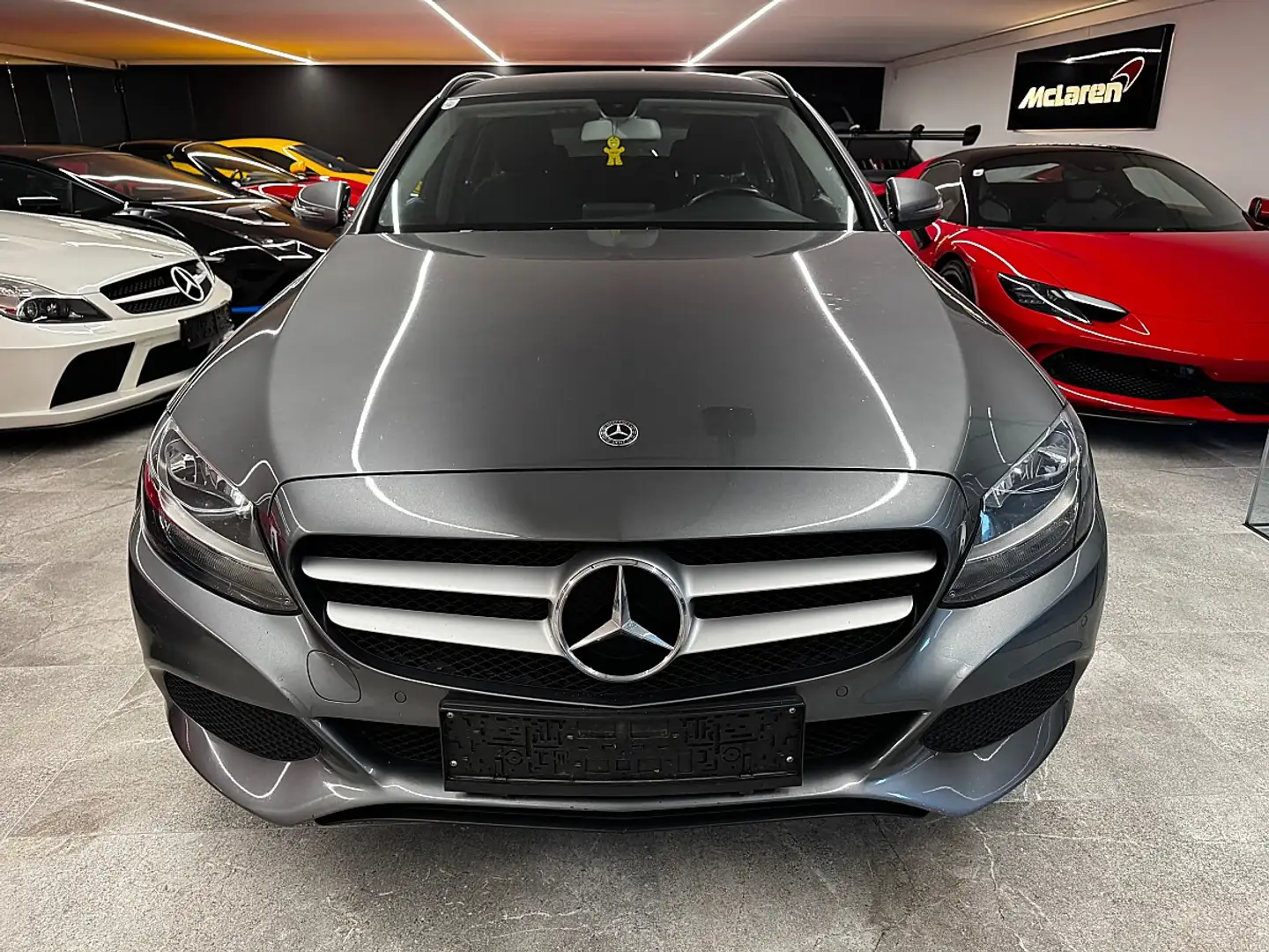 Mercedes-Benz C 220 d Kombi Automatik Anhängerkupplung neues Picker... Grau - 2