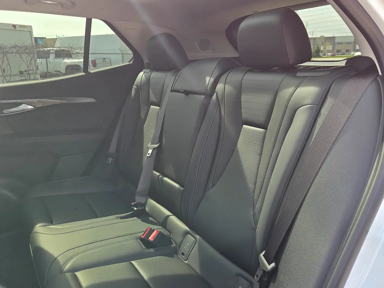 Buick Envision снимка Buick Envision