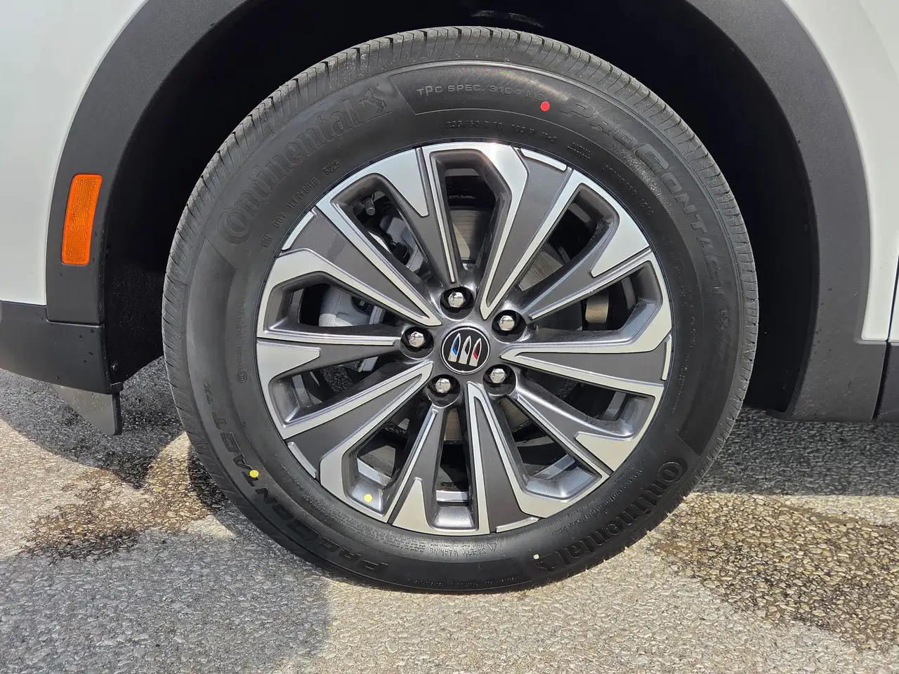 Buick Envision снимка Buick Envision