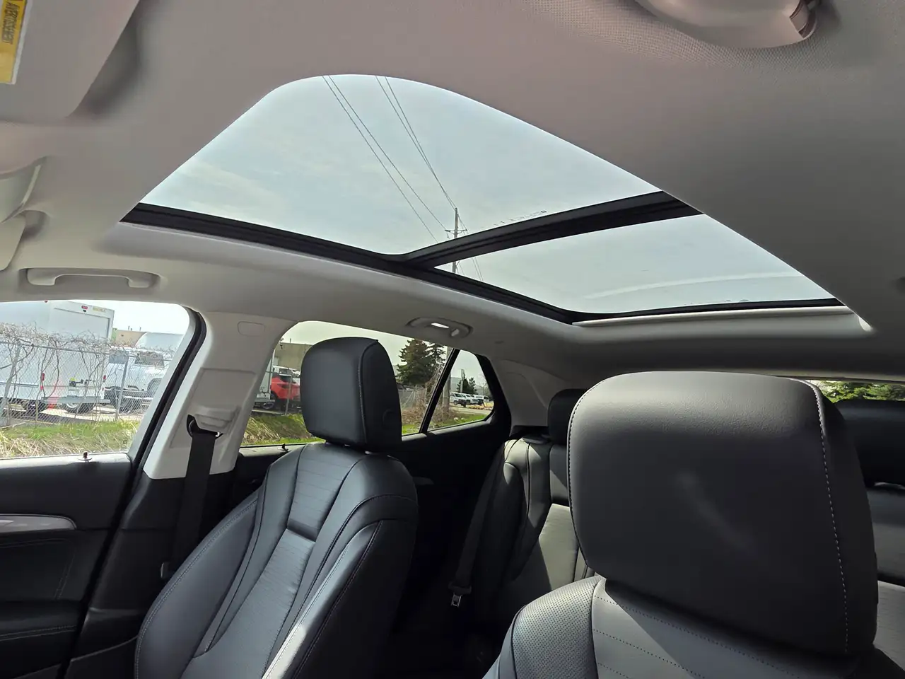 Buick Envision снимка Buick Envision