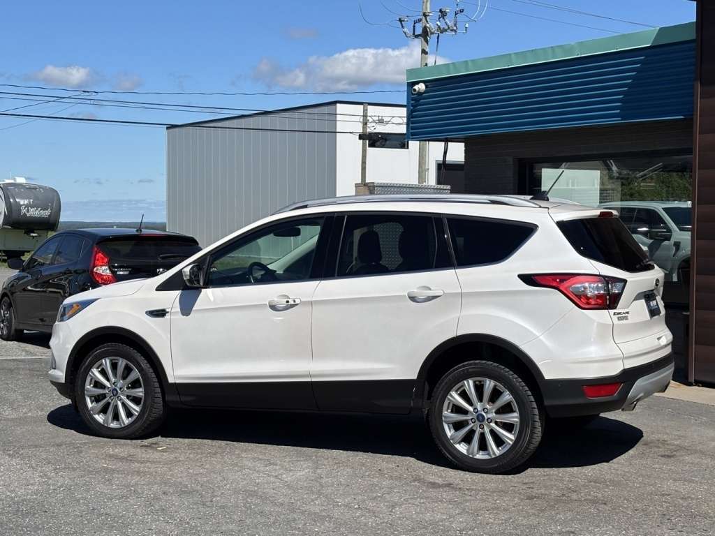 2018 Ford Escape TITANIUM AWD 2.0L GARANTIE 3 ANS AVEC KILOMETRAGE — снимка 1
