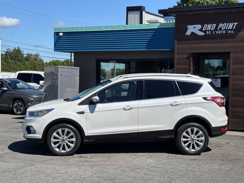2018 Ford Escape TITANIUM AWD 2.0L GARANTIE 3 ANS AVEC KILOMETRAGE — снимка 1