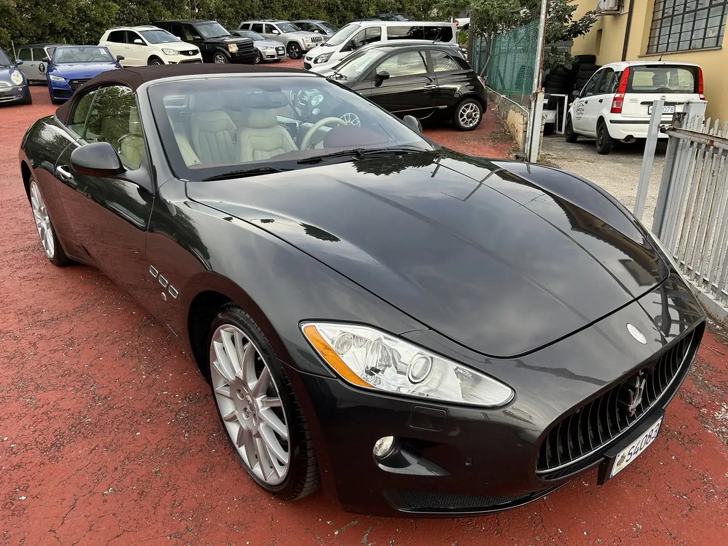 Maserati GranCabrio Grancabrio I 4.7 auto 450CV cappotta marrone Gris - 1