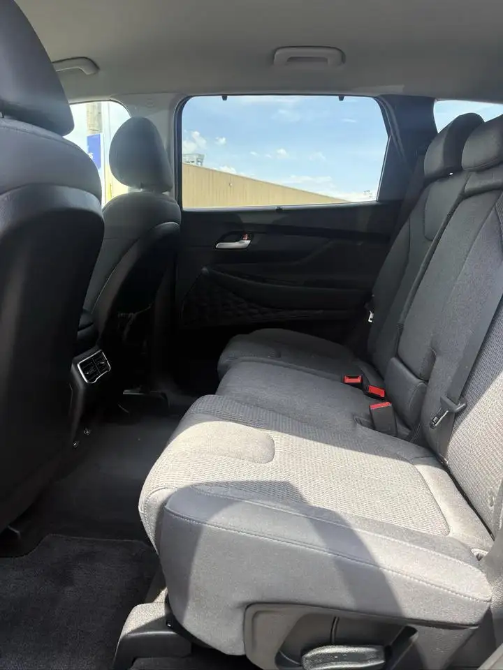 Hyundai SANTA FE снимка Hyundai SANTA FE