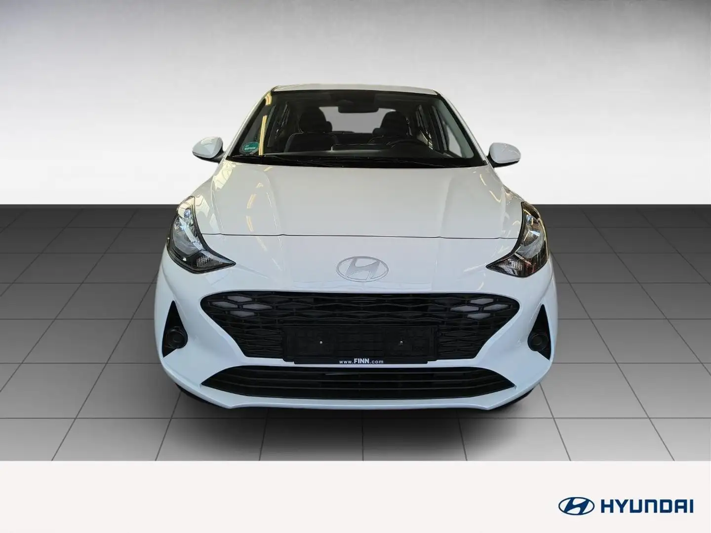 Hyundai i10 Select 1.0 Benzin (63 PS) MY2025 Navi, Allwetterre Weiß - 2