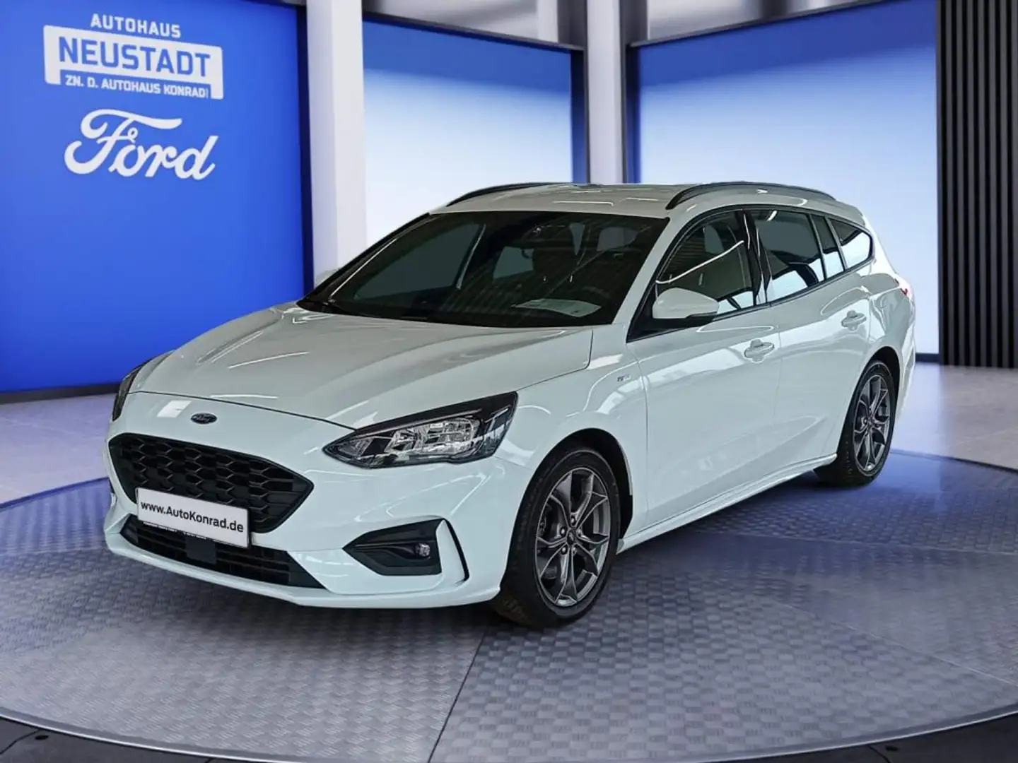 Ford Focus Turnier 1.0 EcoBoost Hybrid ST-LINE *WinterPk* Weiß - 1