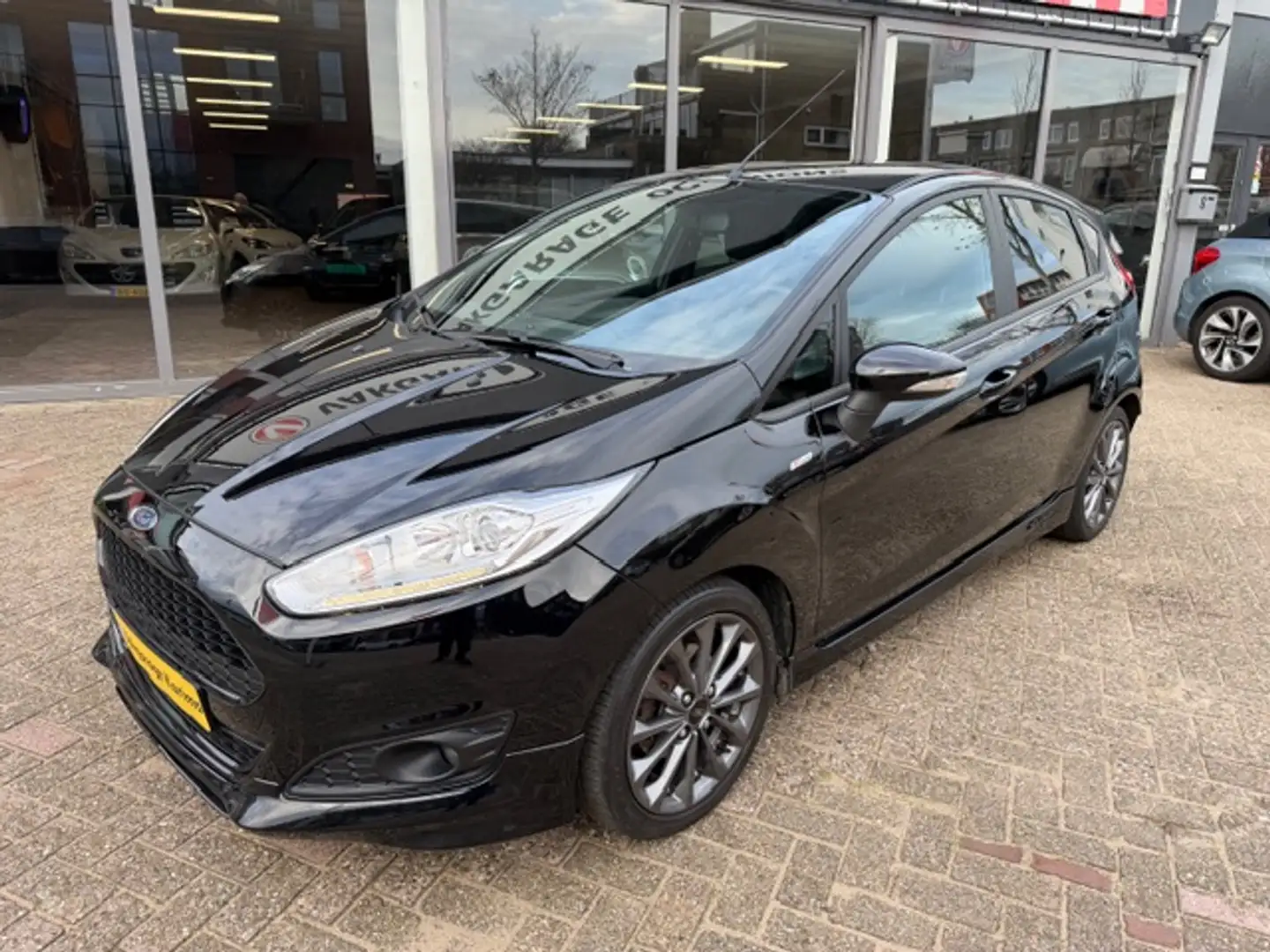 Ford Fiesta 1.0 EcoBoost Black Edition 141 PK,Navi,Pdc, Zwart - 2
