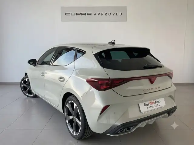 Cupra Leon view 2