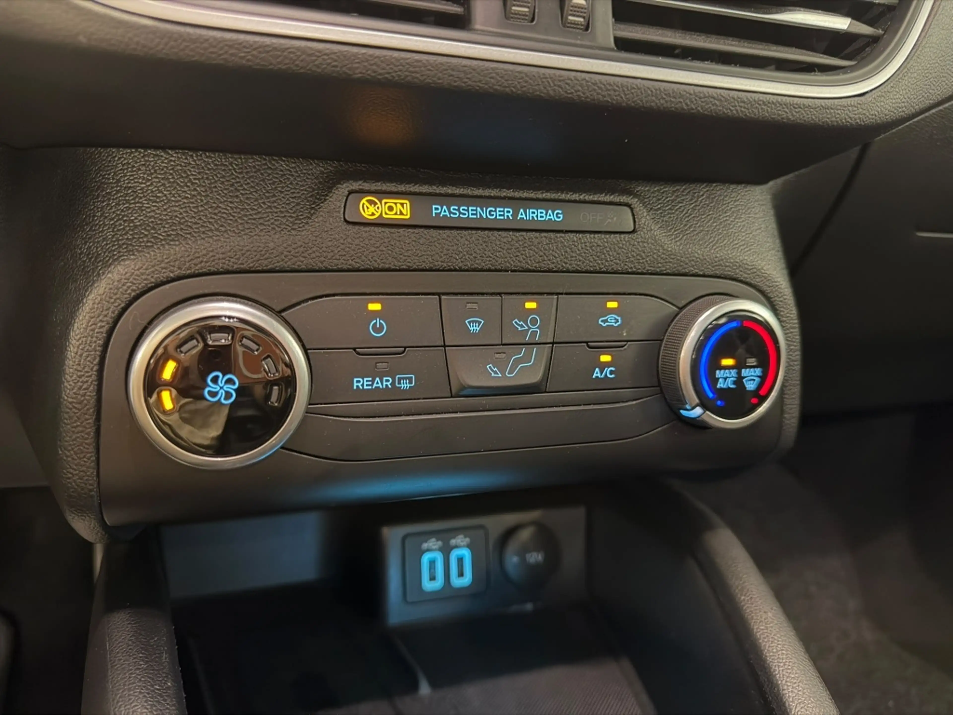 Ford Focus Wagon 1.0 EcoB. NAP*NL*Camera*NAVI*LED*2021 — photo 13