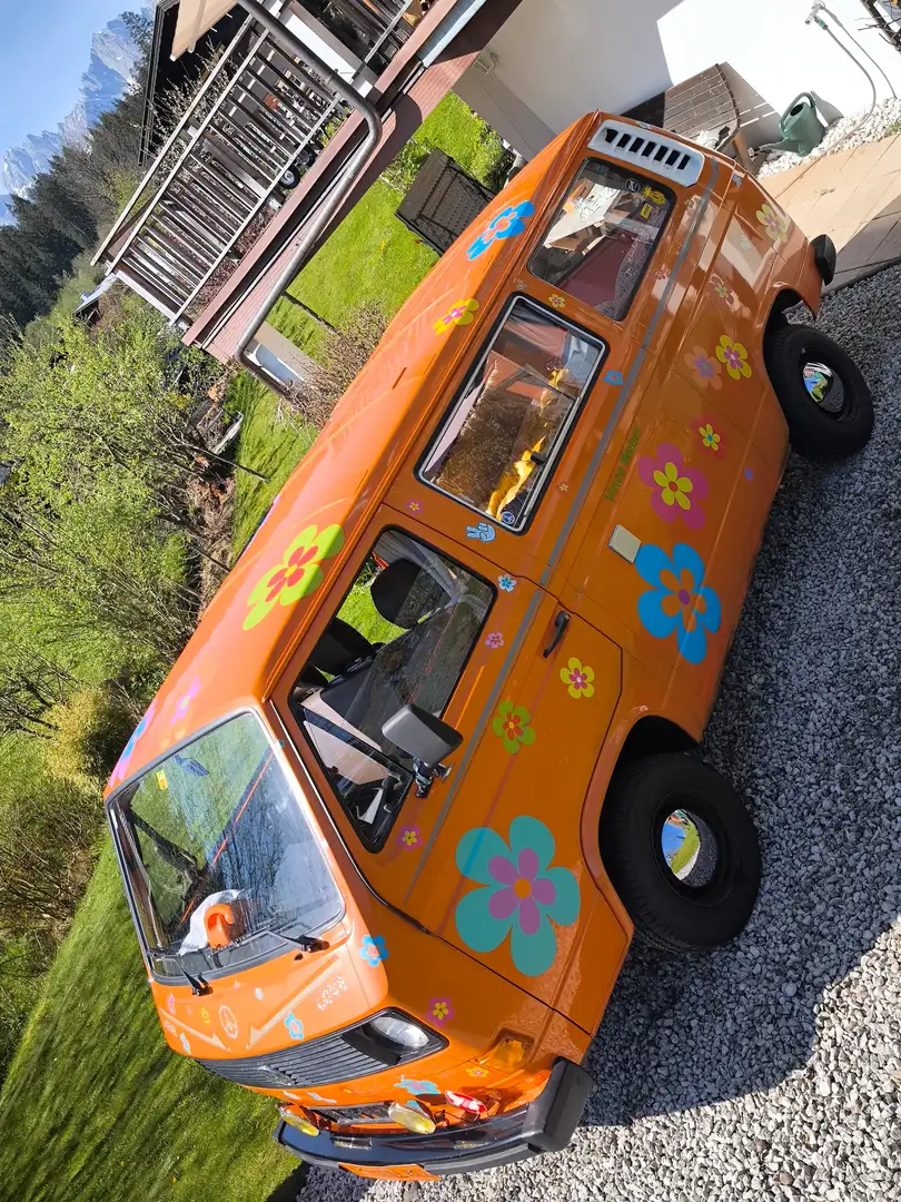 Oldtimer Volkswagen T3 Camper Orange - 2