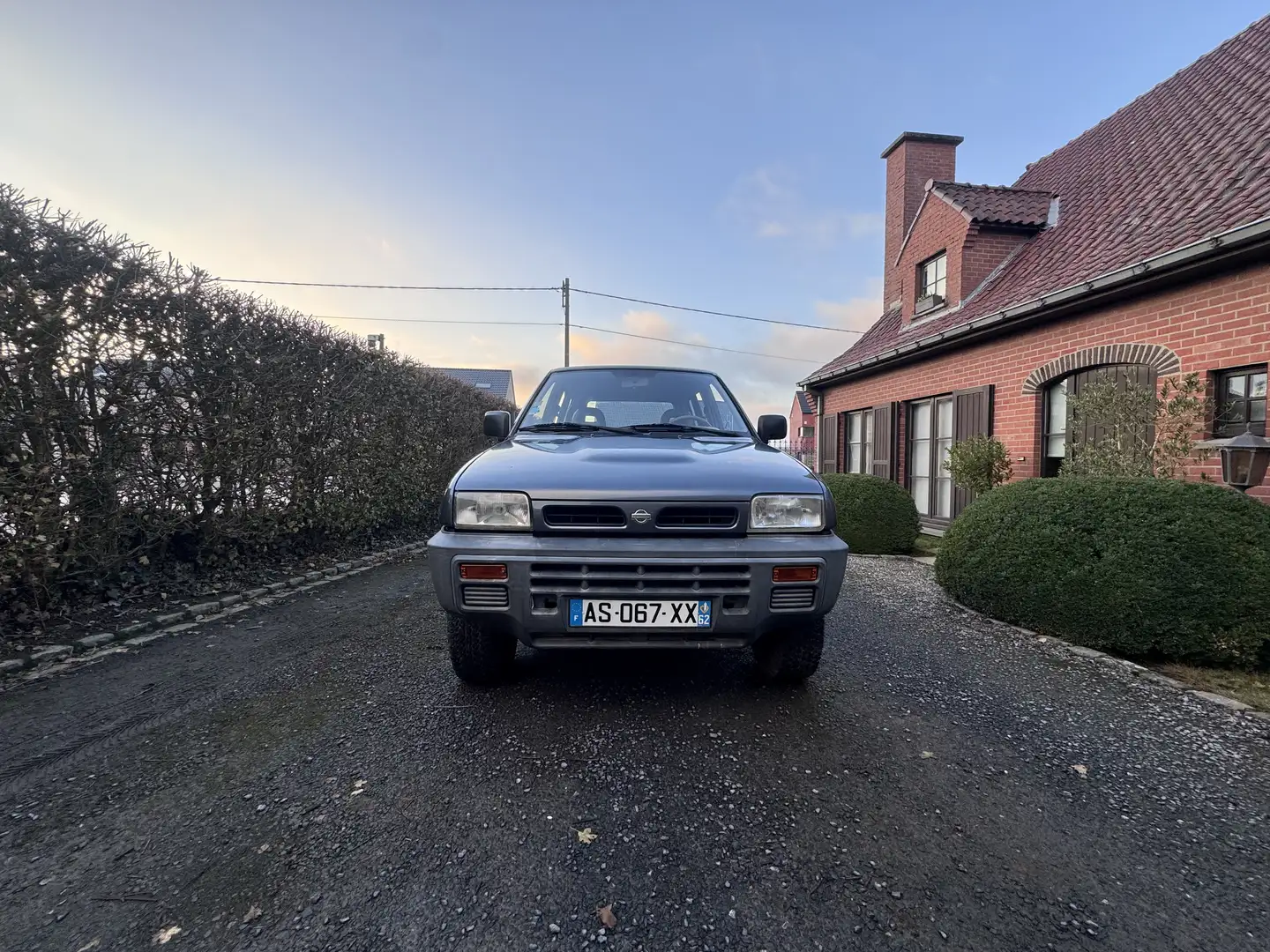 Nissan Terrano - 1