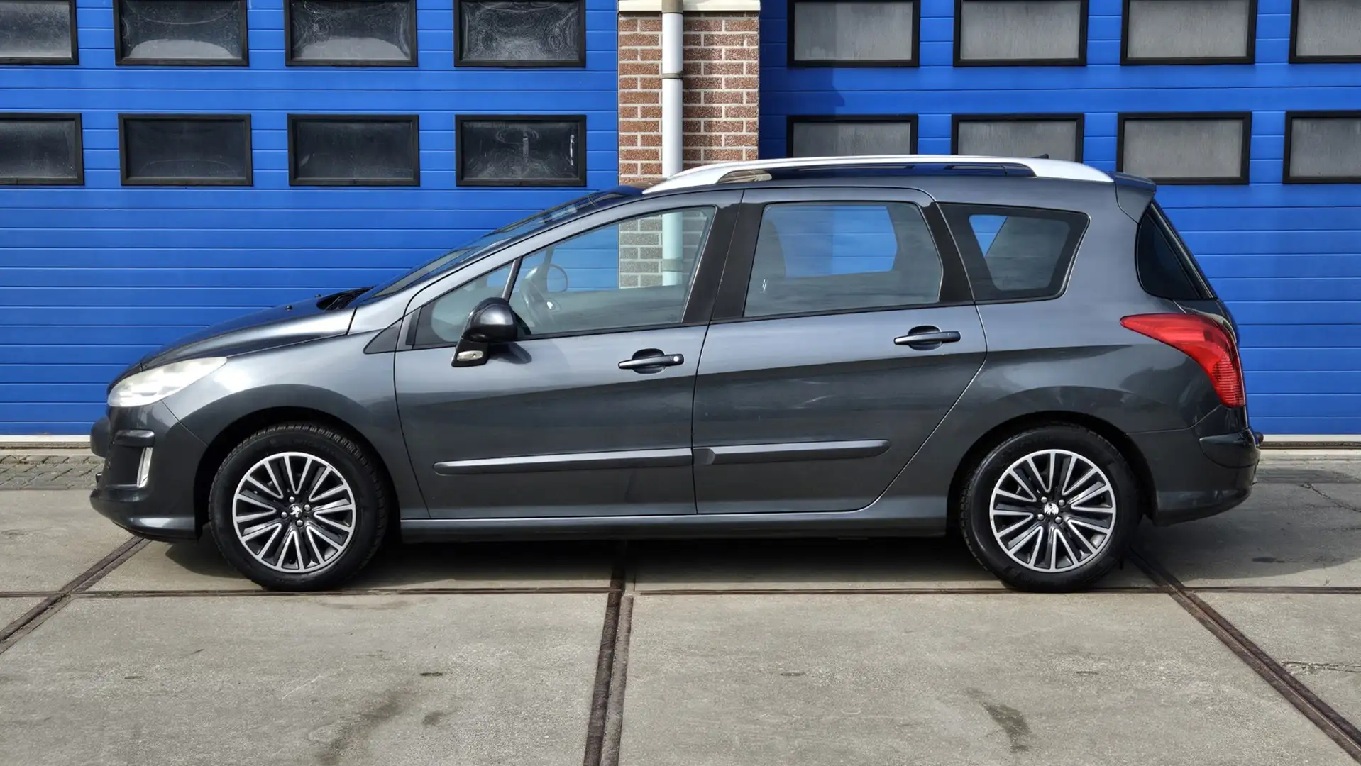 Peugeot 308 SW 1.6 VTi XS 7 persoons Gris - 2