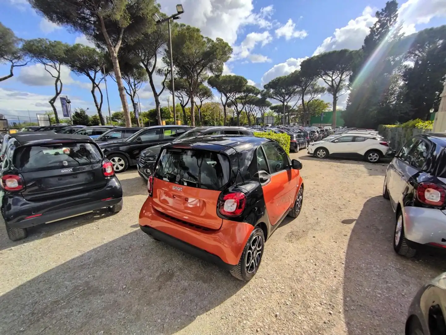 smart forTwo 0.9cc 90cv TETTO PANORAMA BLUETOOTH CRUISE Arancione - 1