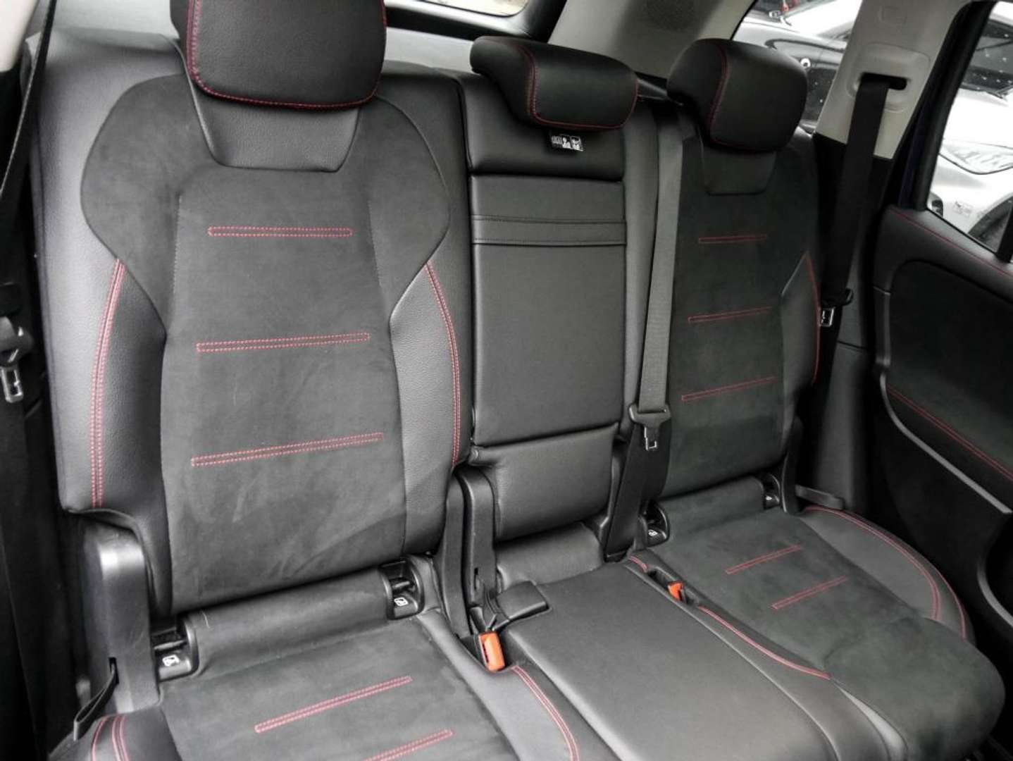 Mercedes GLB 220 Night Edition -  - Joinsteer - #2