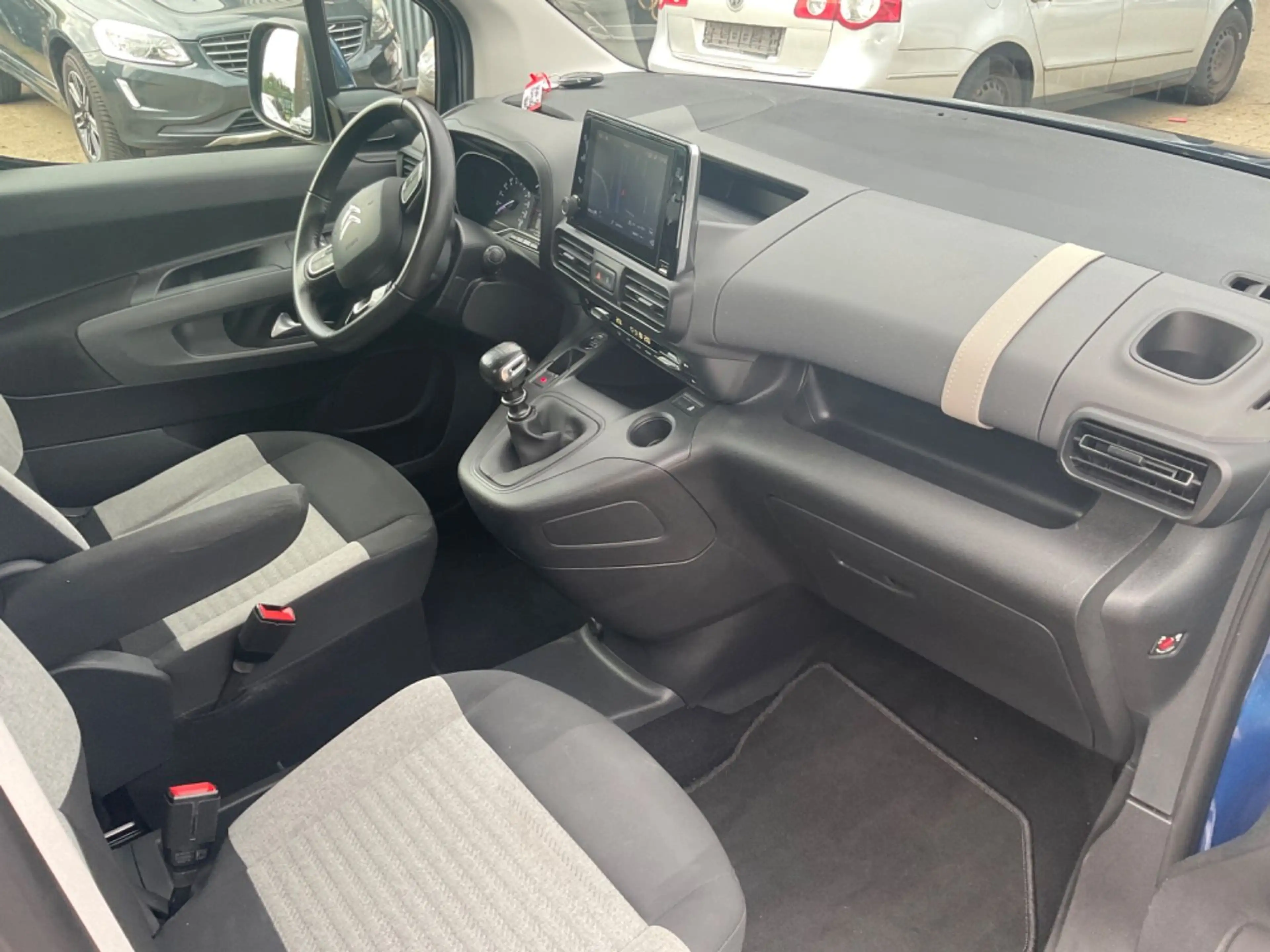 Citroen Berlingo Feel M *TÜV NEU* *2 HAND* — photo 13