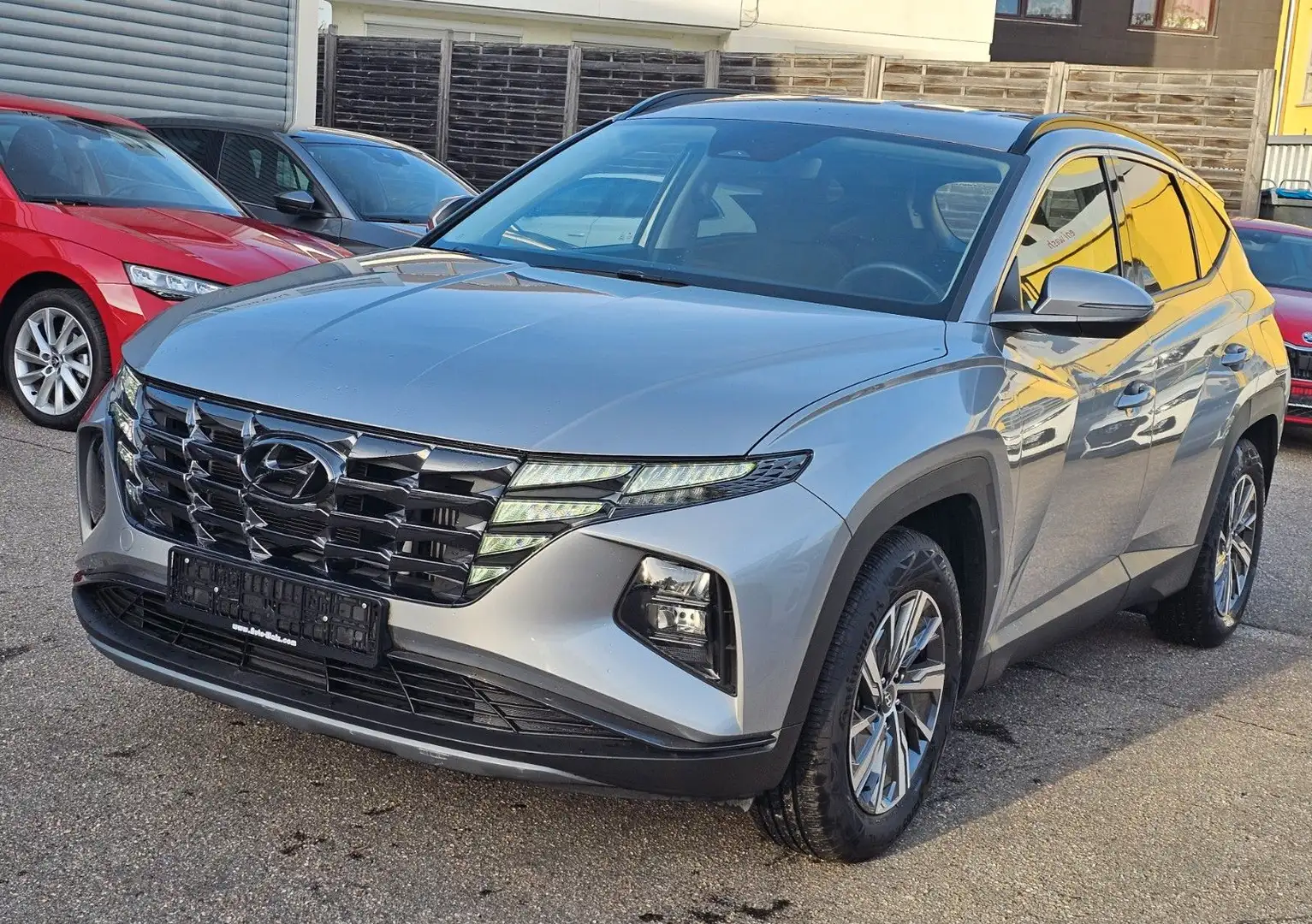 Hyundai TUCSON 1,6 T-GDI Smart Silber - 2