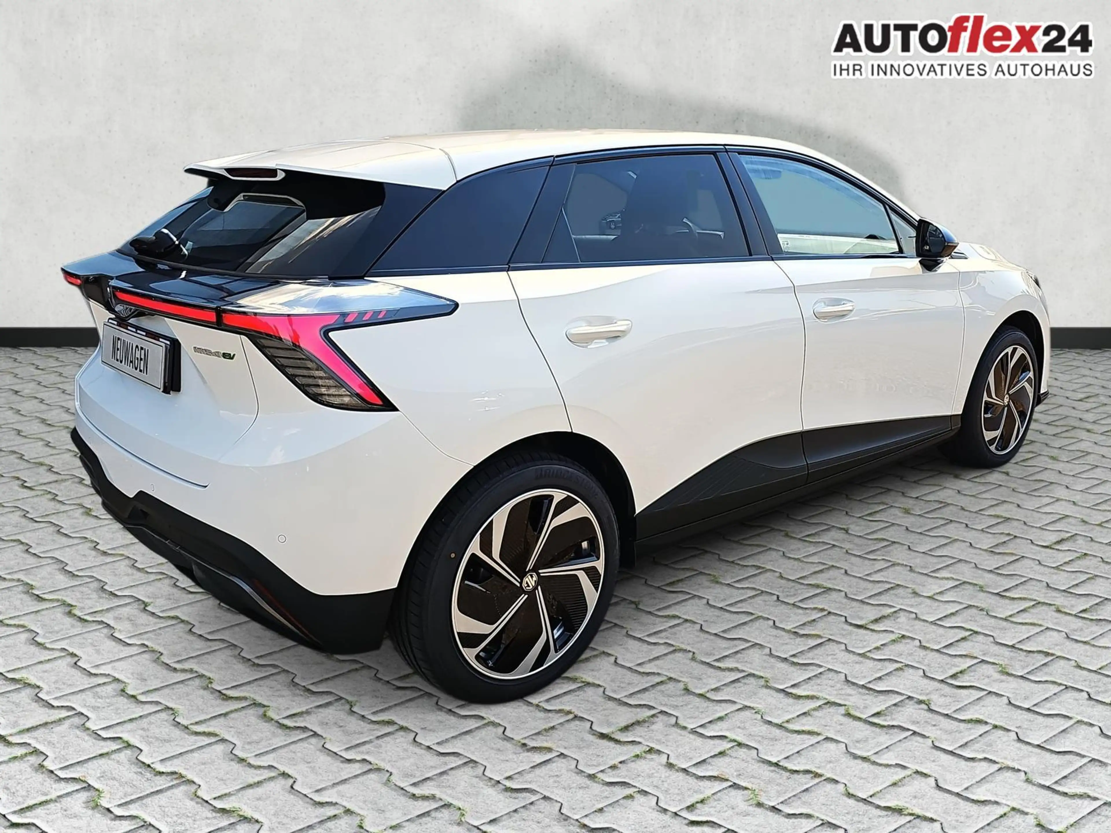 MG MG4 Premium 4 EV Facelift 64kWh ACC 360Kamera 140 k... — photo 6