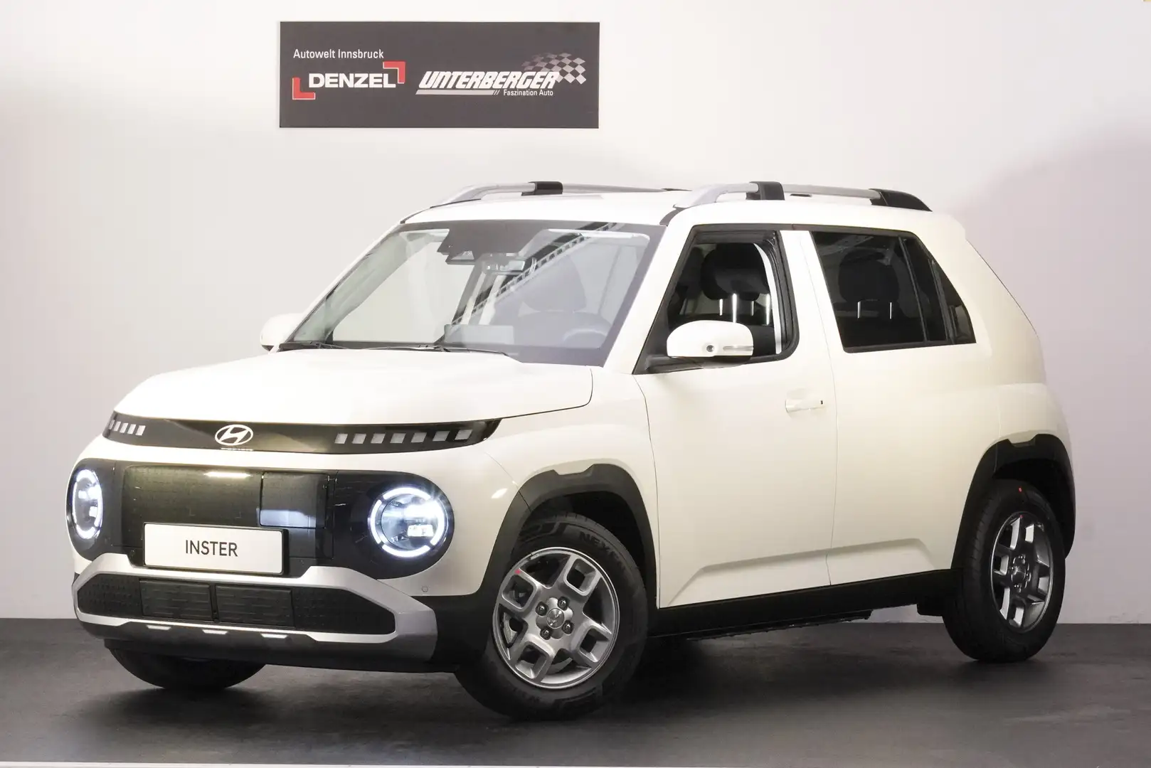 Hyundai Inster Trend Line 49kWh abz. Superbonus Weiß - 1