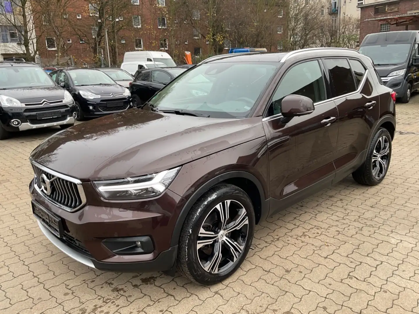 Volvo XC40 XC40 Inscription AWD TÜV 06.2027 Brun - 1