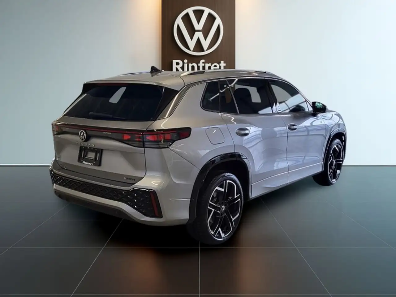 Volkswagen Tiguan снимка Volkswagen Tiguan