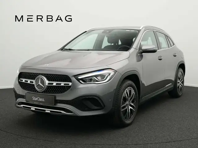 Mercedes-Benz GLA 220 GLA 220 d  Progressive Navi/Standheizung/Autom.