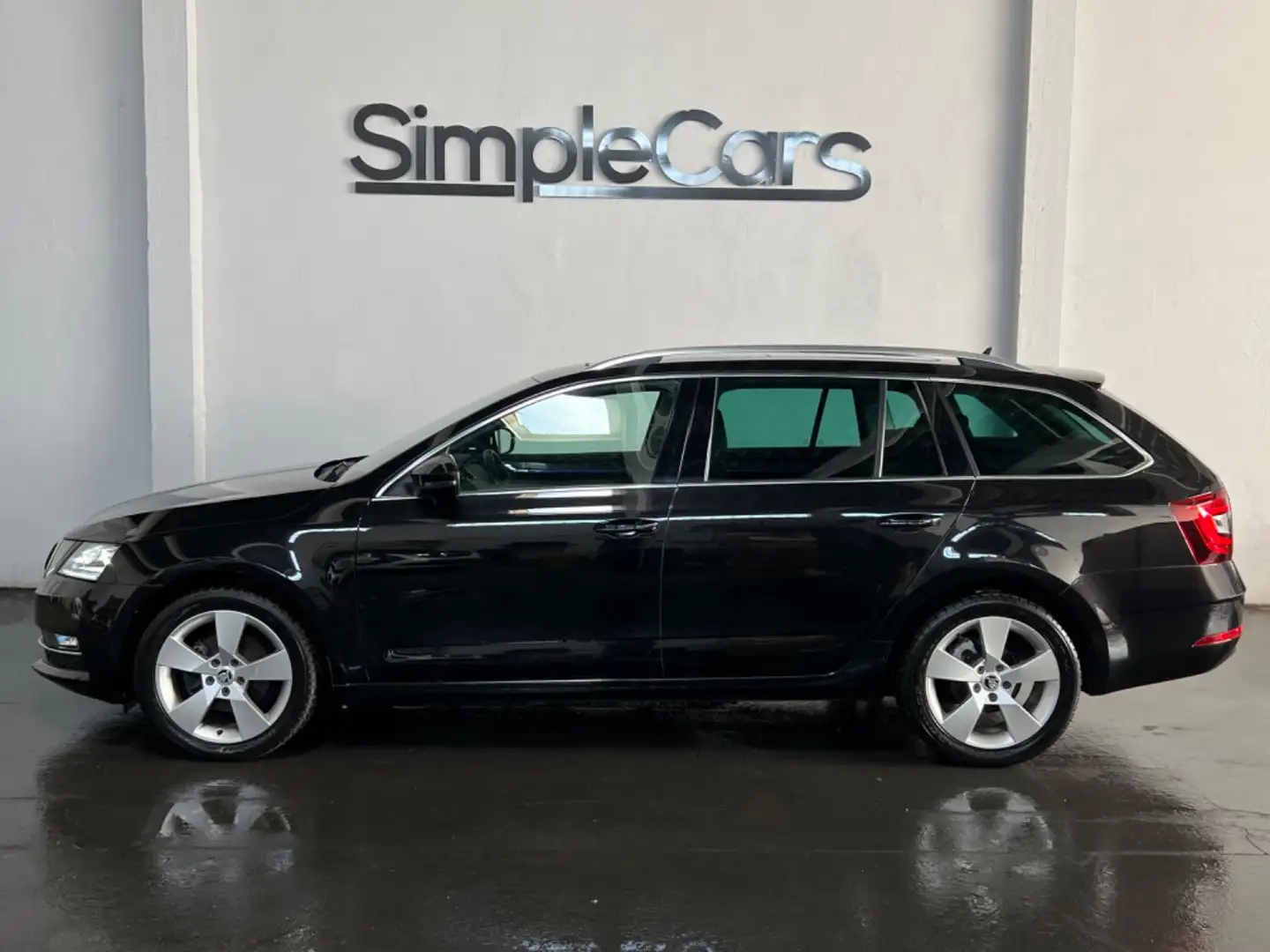 Skoda Octavia Combi *Virtual*ACC*Pano*LED*Canton* Schwarz - 2