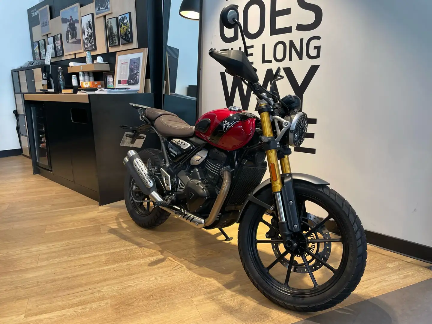 Triumph Scrambler 400 X Red - 1