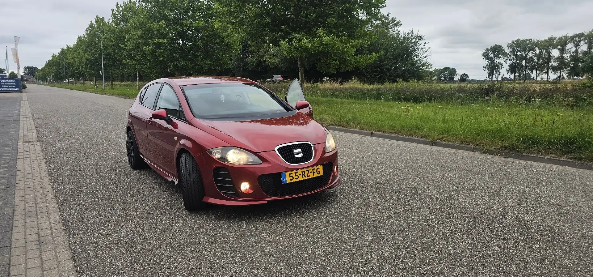 SEAT Leon 1.6 16V - 1
