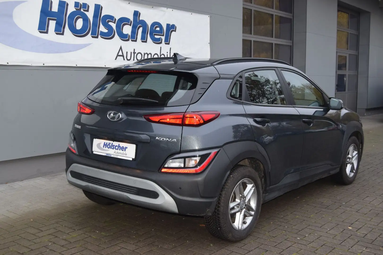 Hyundai KONA !AUTOM!Navi,Kam,Sitzh,LM,Allwetterr, Grau - 2