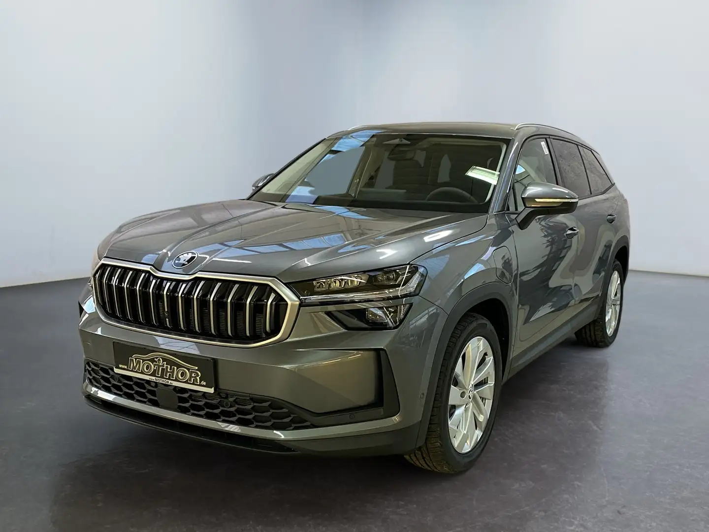 Skoda Kodiaq Selection 1.5 TSI iV schwenkbare AHK Gris - 2