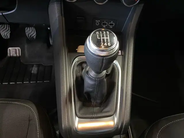 Renault Captur view 12