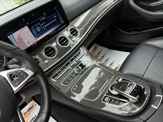 Mercedes-Benz E-Class view 11