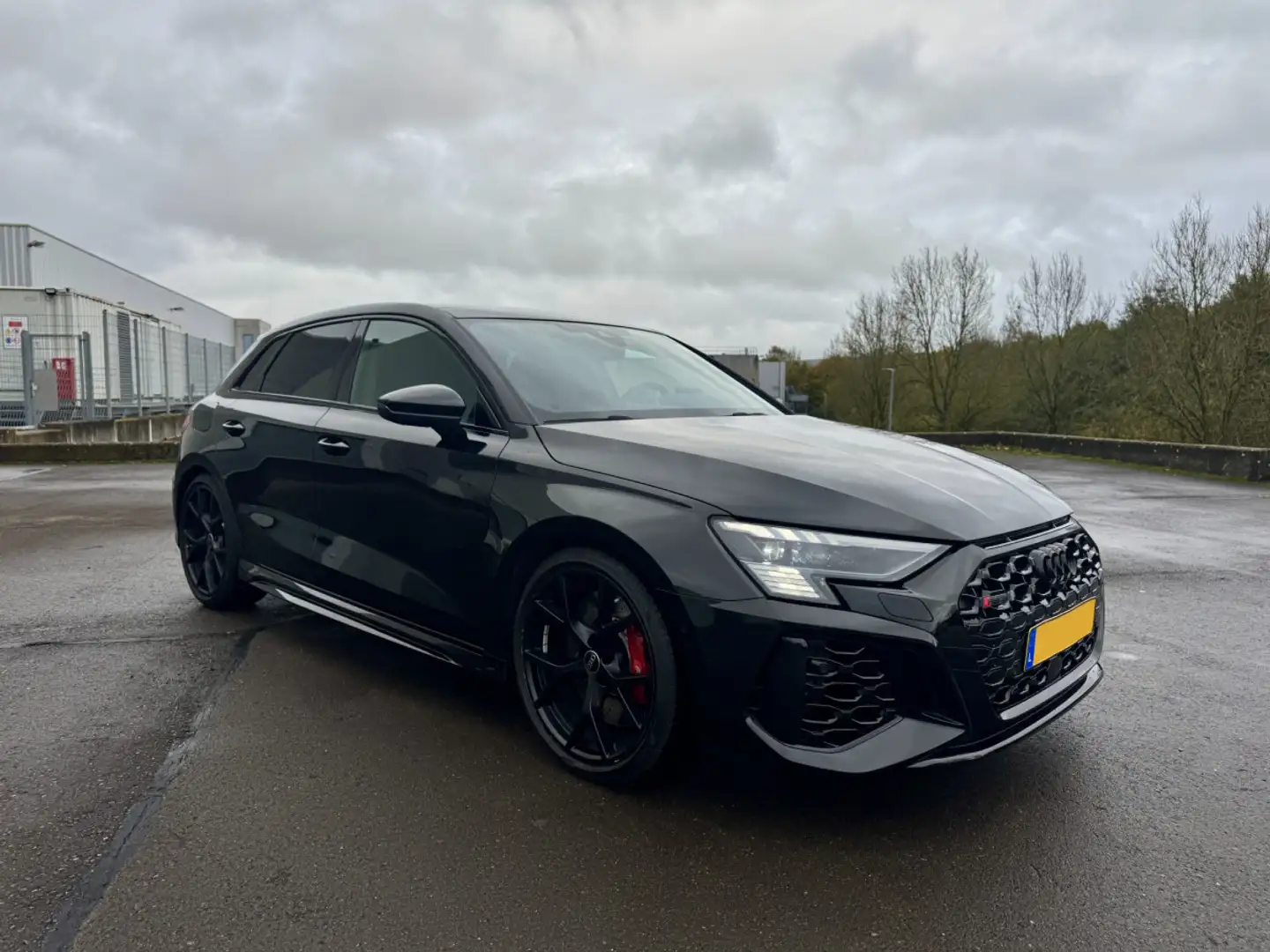 Audi RS3 Sportback Noir - 1