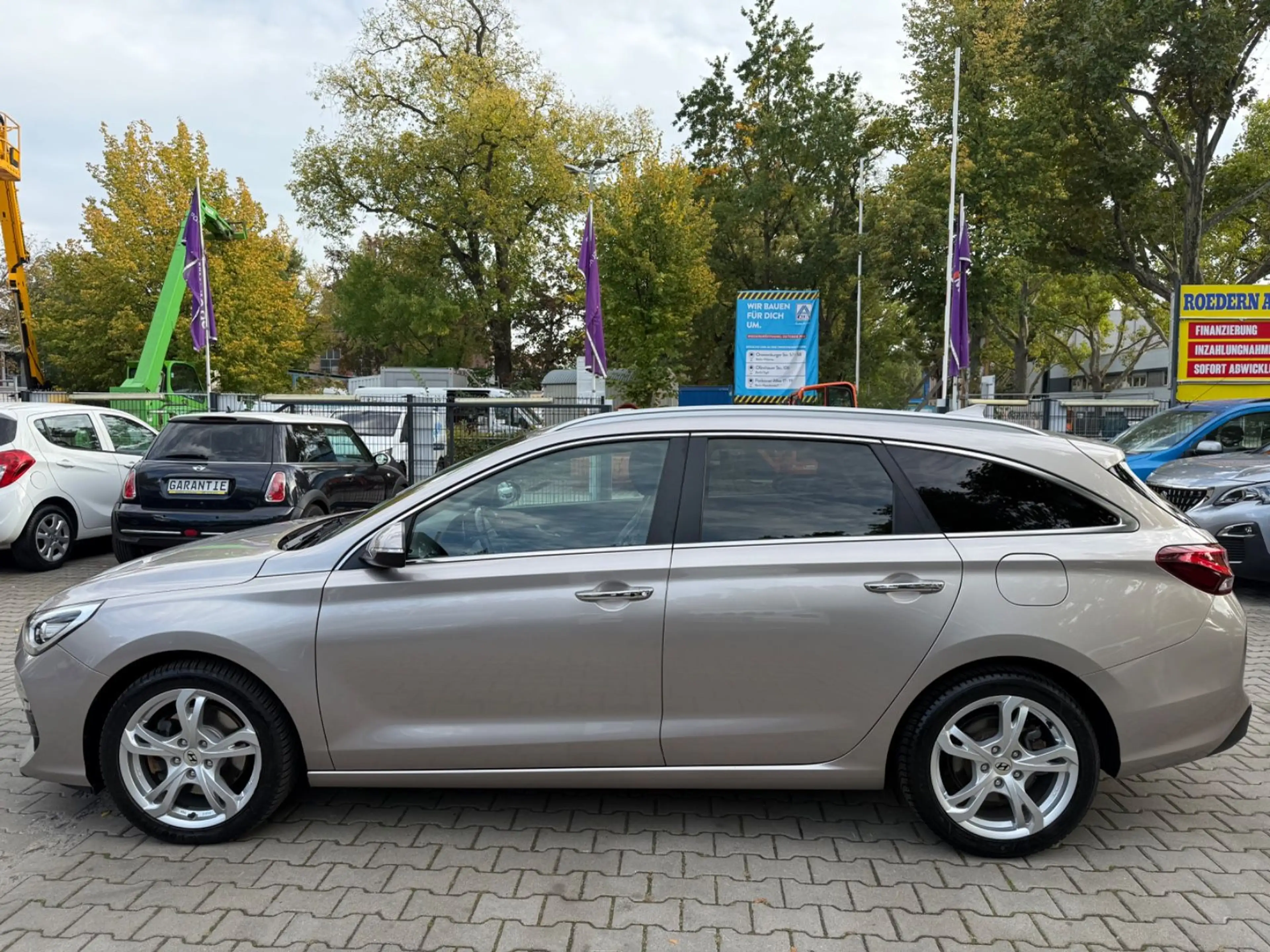 Hyundai i30 cw Premium — photo 2
