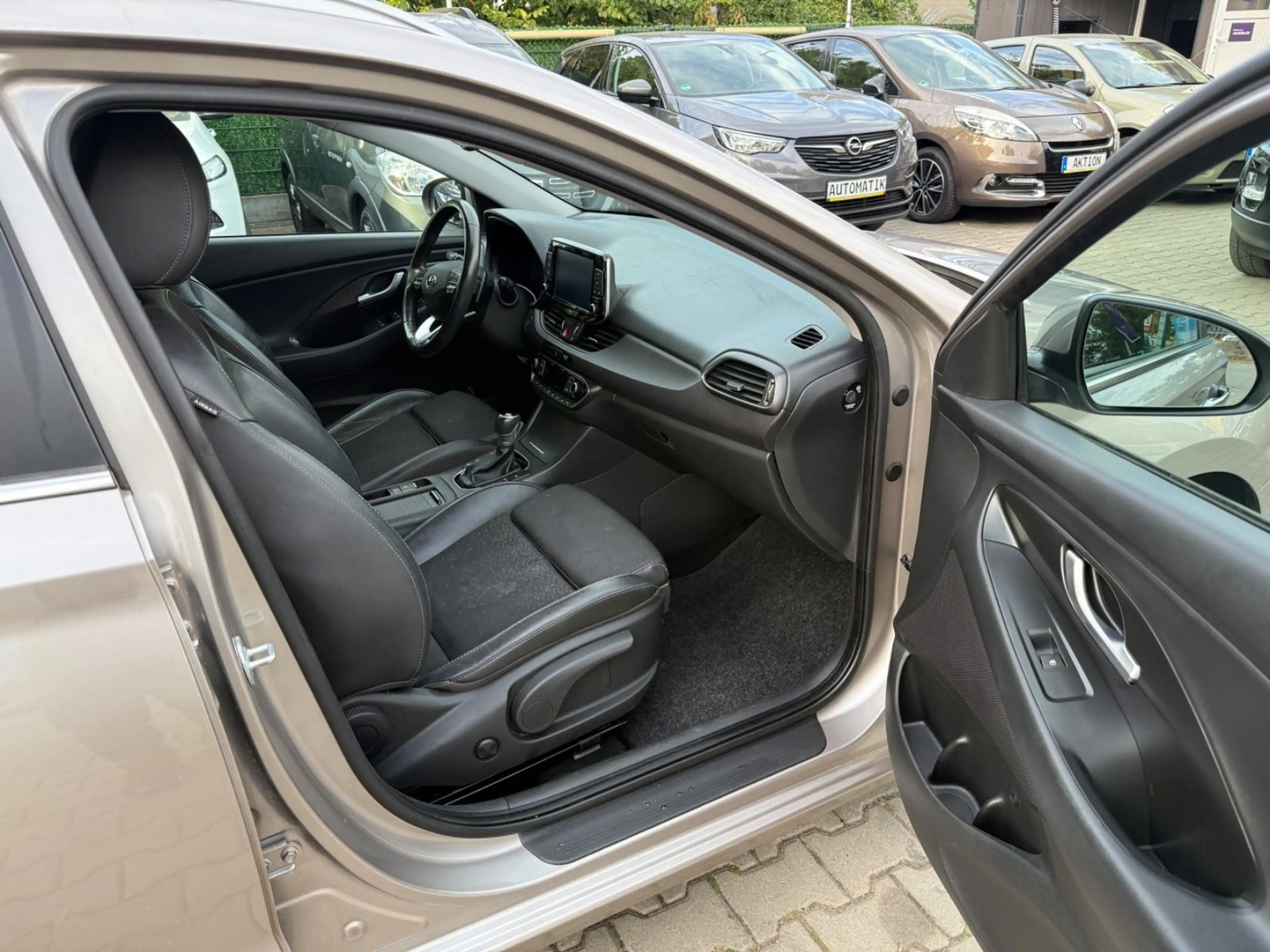 Hyundai i30 cw Premium — photo 12
