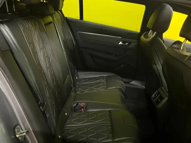Peugeot 508 view 12