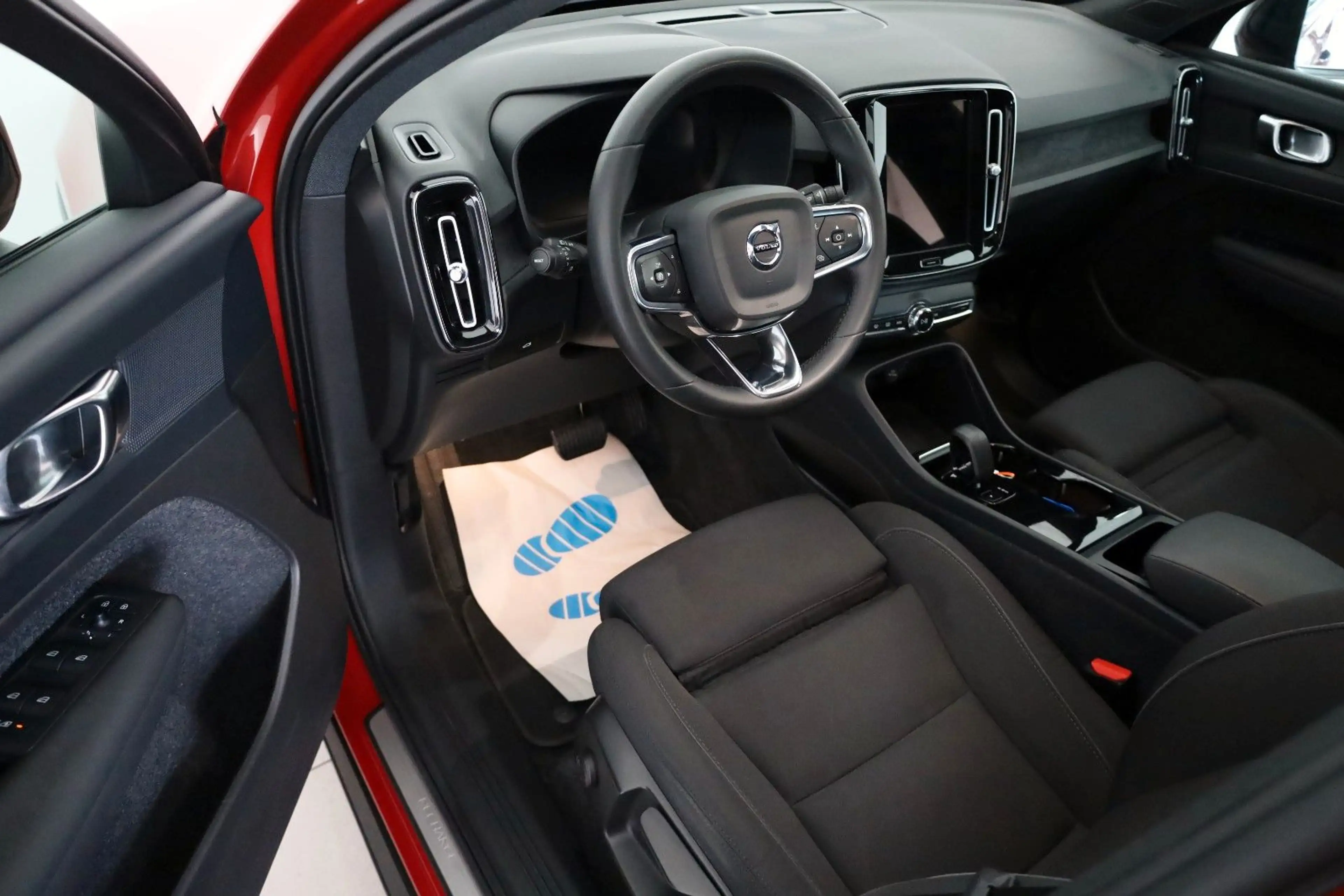 Volvo C40 Core Recharge,Navi,LED,SH,Kamera,Panorama — photo 10