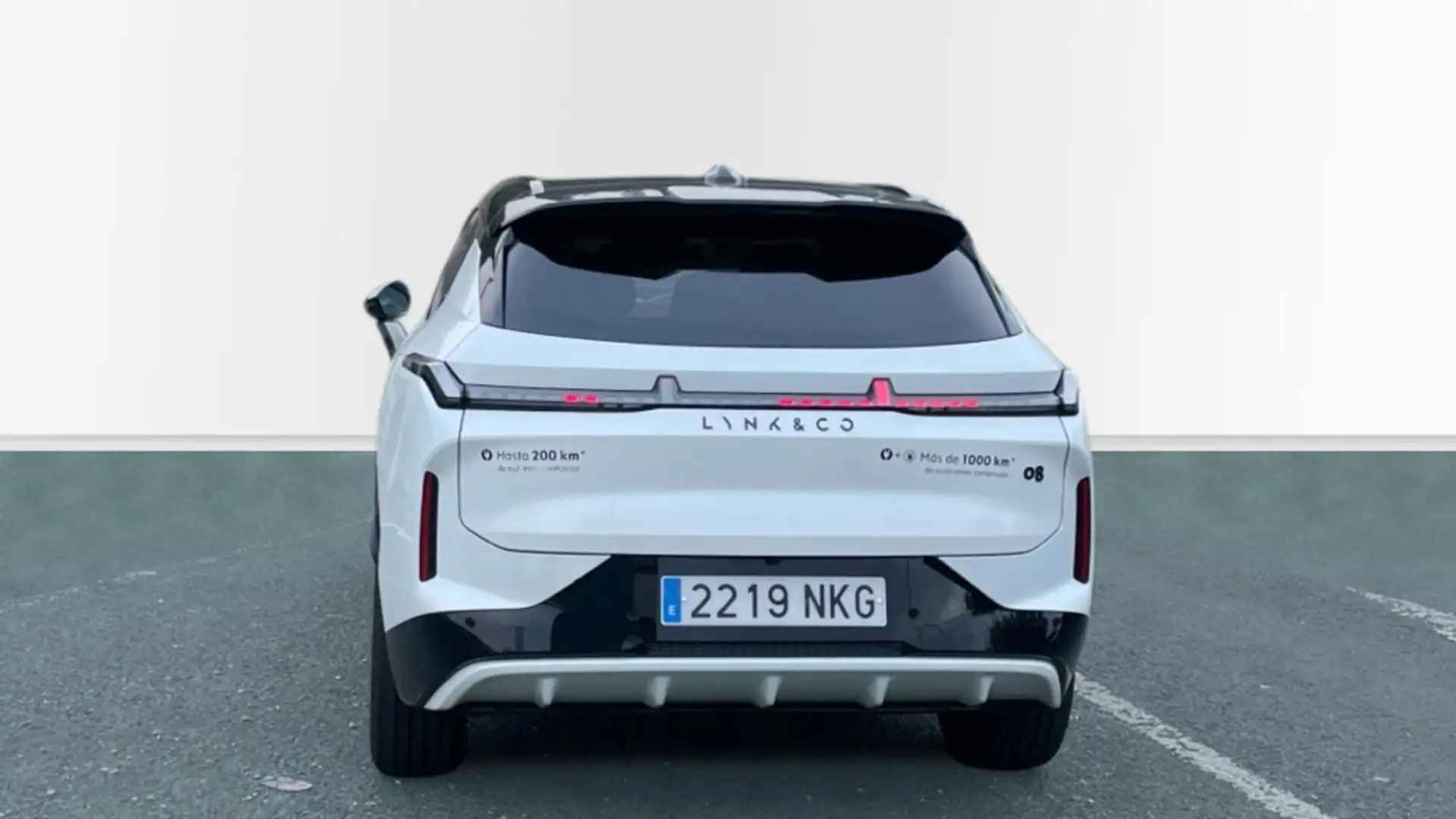 Lynk & Co 08 1.5 PHEV More Weiß - 1