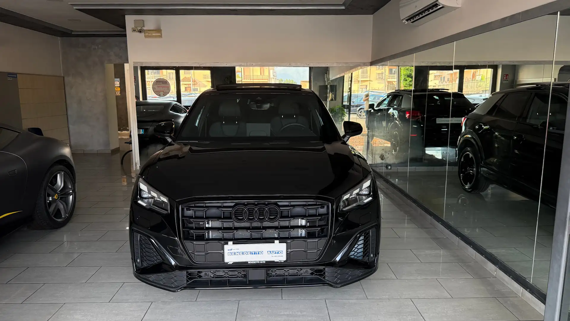 Audi Q2 2.0 tdi Identity Black  s-tronic sline tetto Nero - 1