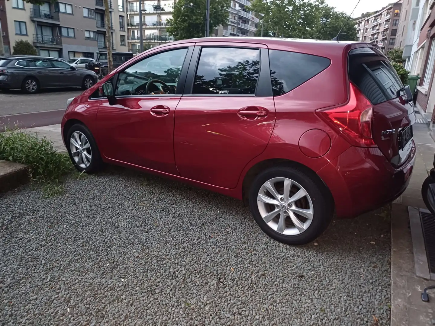 Nissan Note 1.2 DIG-S CVT acenta+ - 2