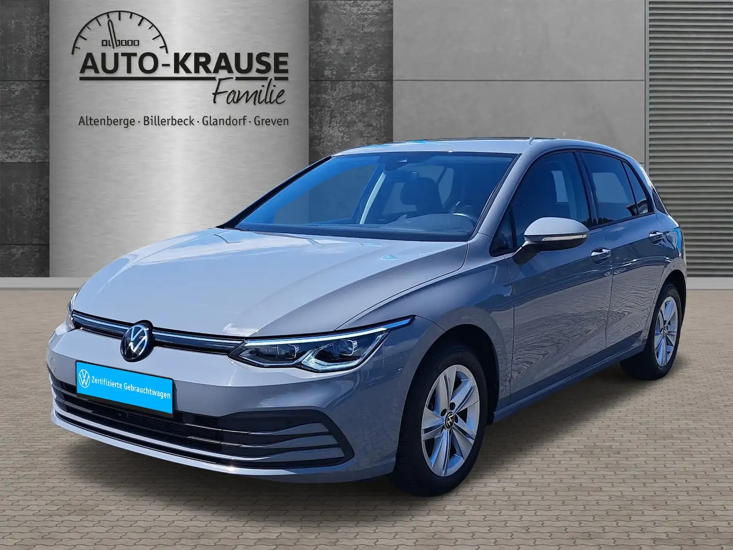 Volkswagen Golf VIII 1.5 TSI Life Grau - 1