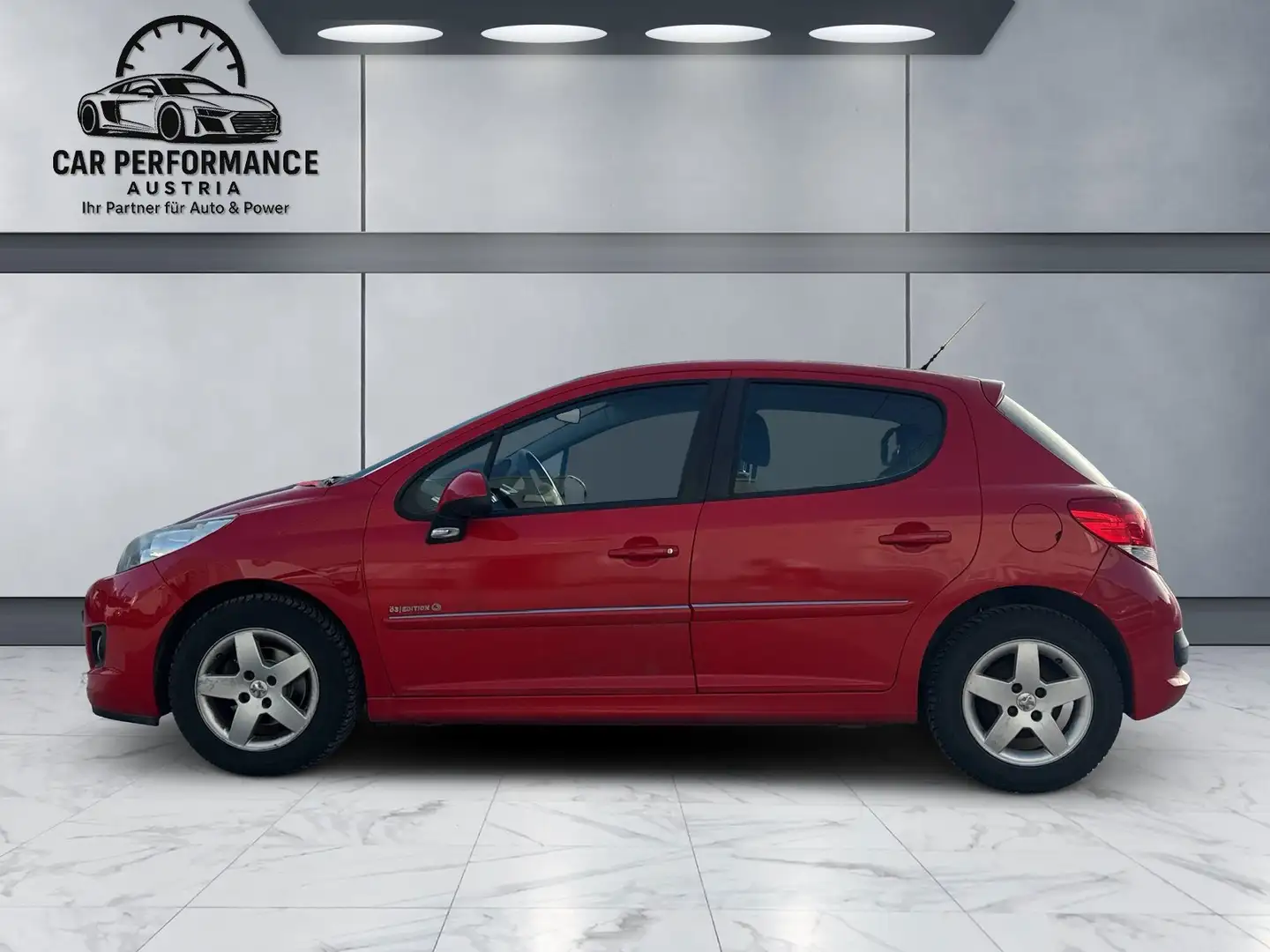 Peugeot 207 Tendance Rot - 2