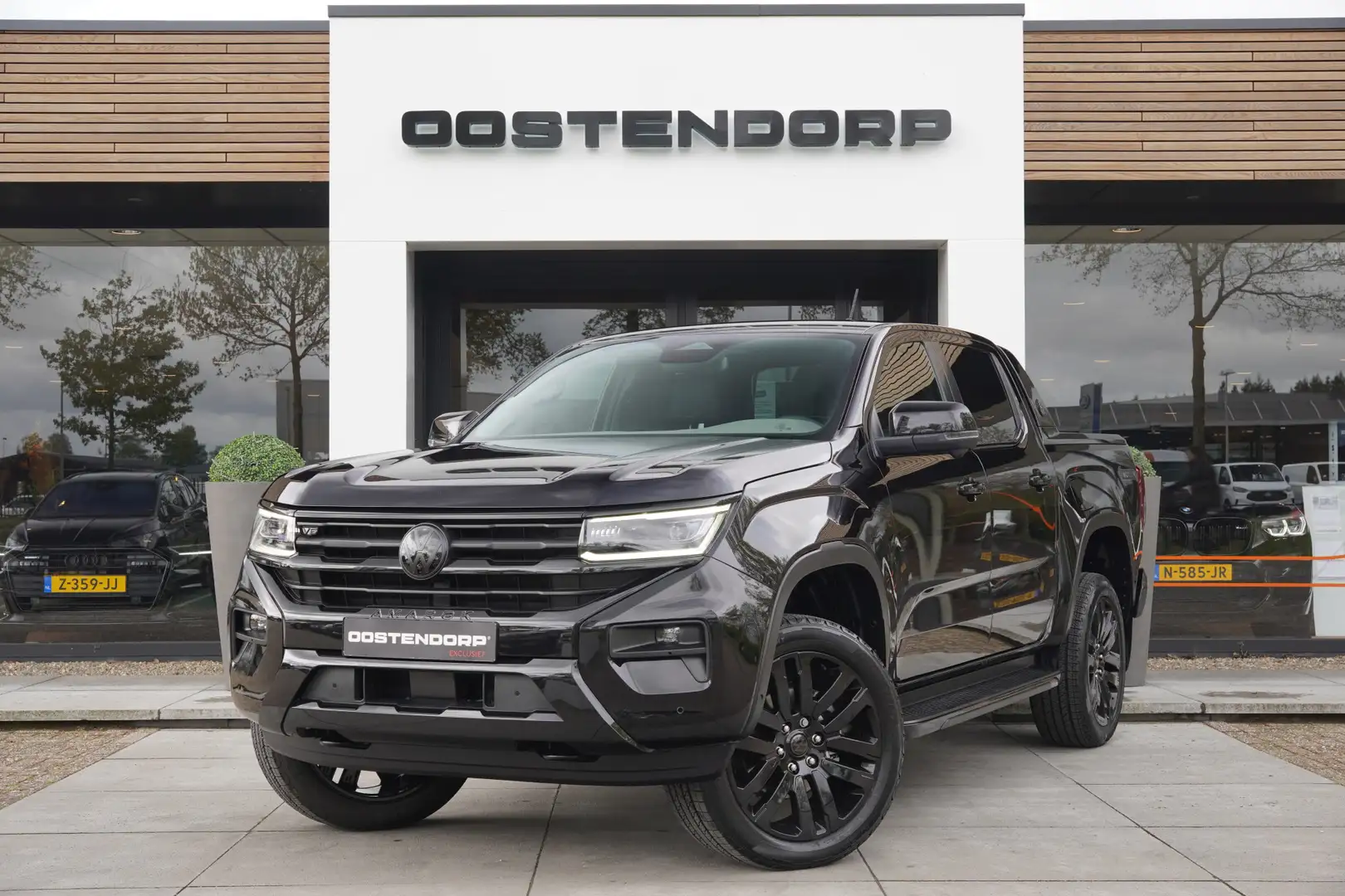 Volkswagen Amarok 3.0TDI/240pk 4Motion Plus Cab Aventura BLACKSTYLE Noir - 2