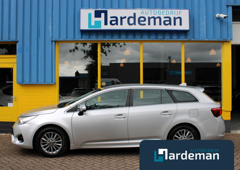 Toyota Avensis 1.8 VVT-i Executive Navi Camera — photo 4