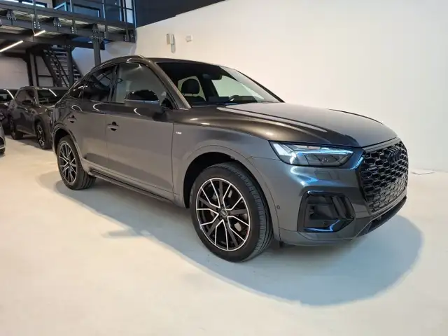 Audi Q5 Q5 SPB 40 TDI quattro S tronic Identity Black